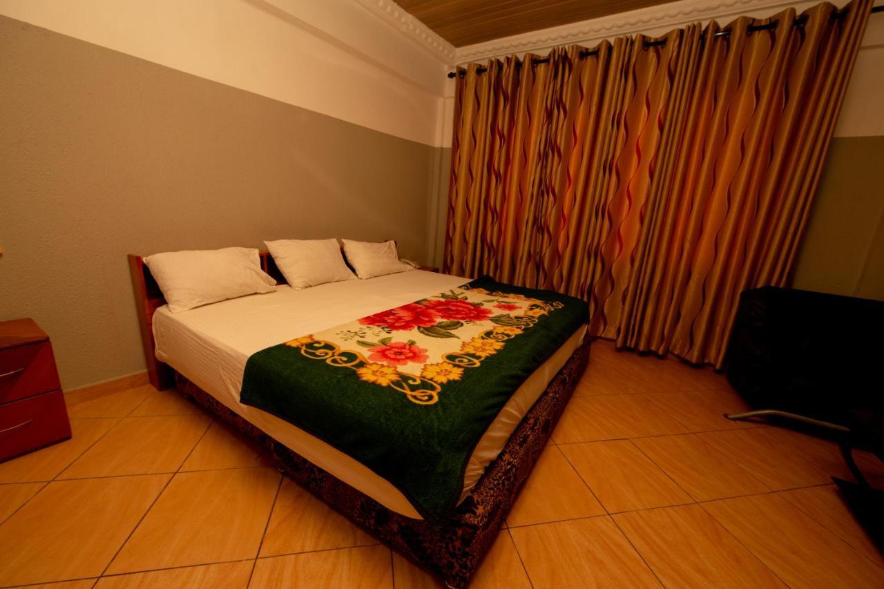 Pemicsa Hotel Accra Spintex Екстер'єр фото