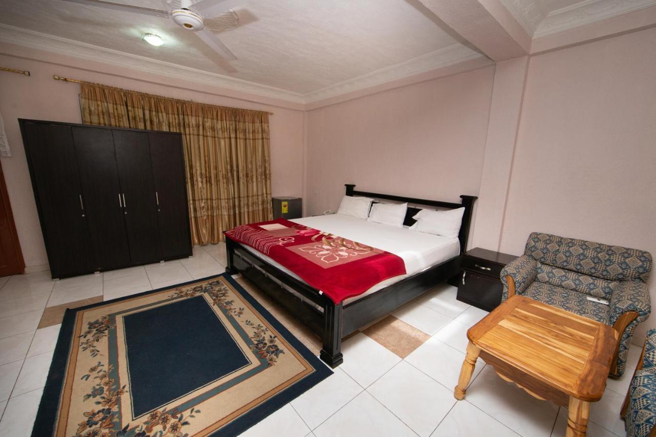 Pemicsa Hotel Accra Spintex Екстер'єр фото